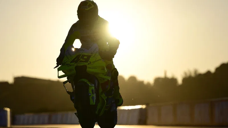 Read more about the article VR46’s Di Giannantonio Targets Progress with Crew Chief Continuity After Up-and-Down Season