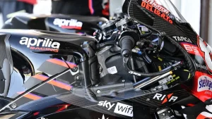 Read more about the article Aprilia Aims for Spring Track Debut of 850cc MotoGP Prototype